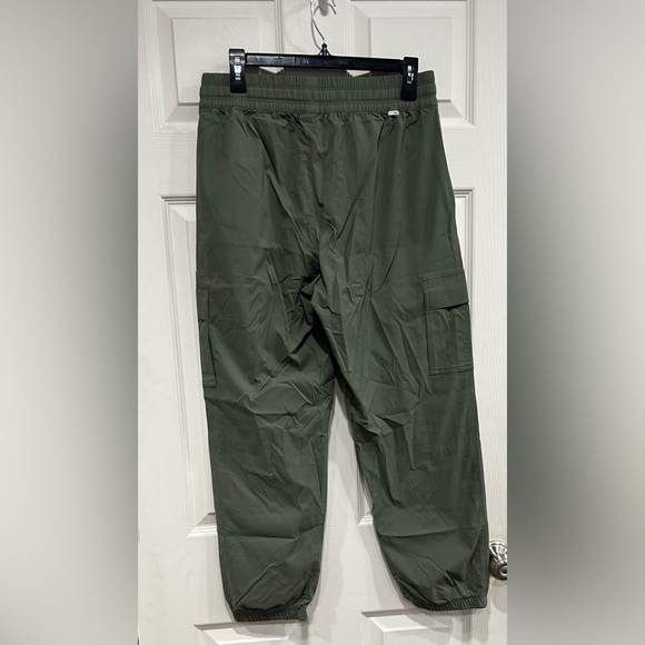 Vuori Women's Large Scout Jogger Army Green NWT Performance Elastic Waistband - Picture 3 of 7